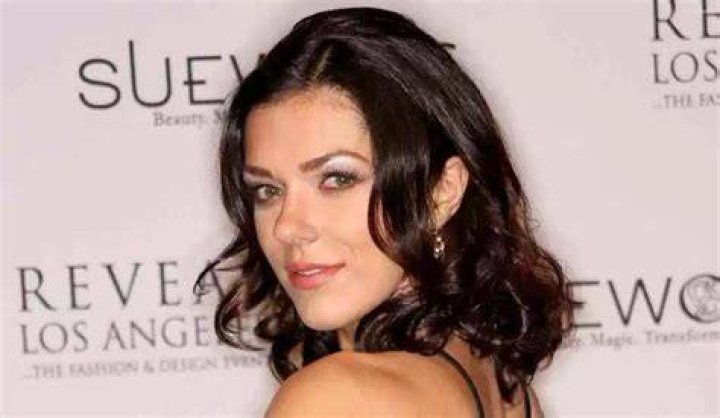 Adrianne Curry Height, Weight, Net Worth, Age, Birthday, Wikipedia, Who, Instagram, Biography