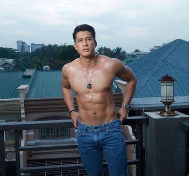 
Aljur Abrenica Height, Weight, Net Worth, Age, Birthday, Wikipedia, Who, Nationality, Biography 