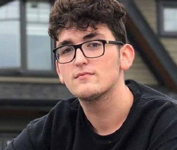 Andrew – 09Sharkboy Youtuber, Height, Weight, Net Worth, Age, Wiki, Who, Instagram, Biography