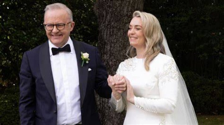 
Anthony Albanese Has Been Married To Carmel Tebbut Before Meeting Girlfriend Jodie 
