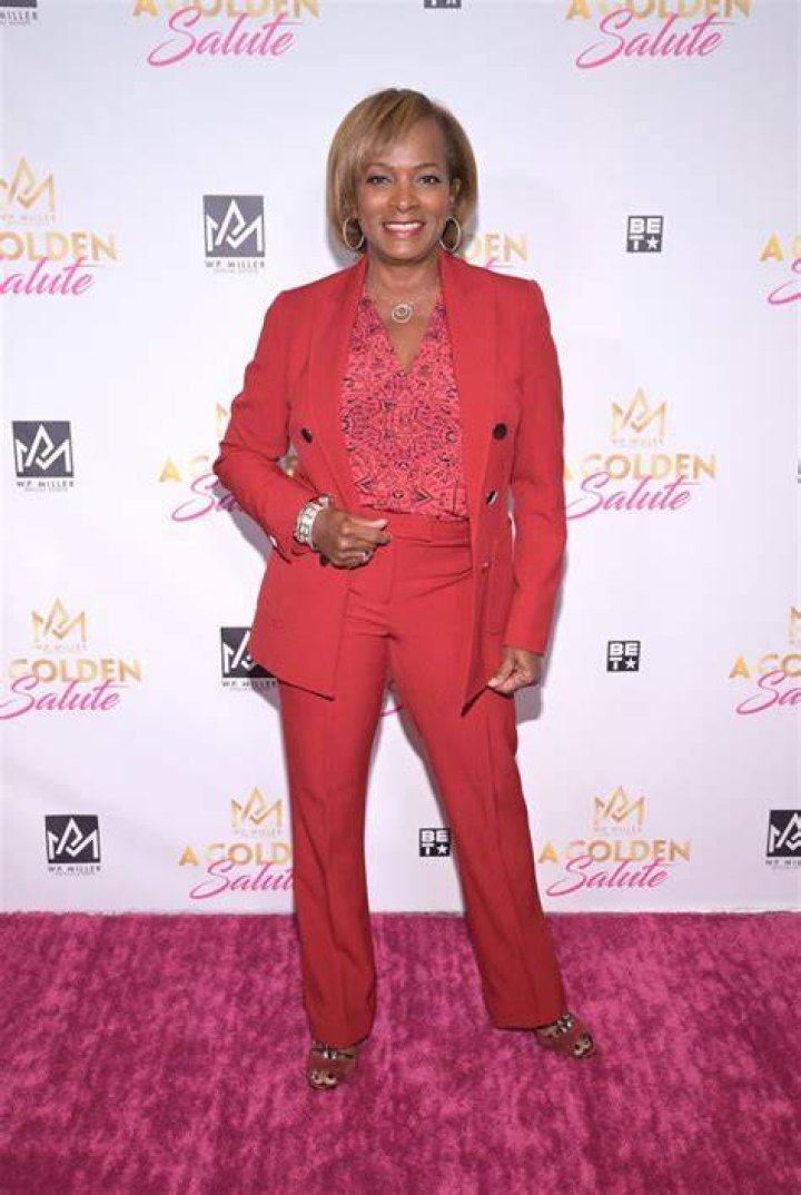 
Bell Calloway Height, Weight, Net Worth, Age, Birthday, Wikipedia, Who, Instagram, Biography 