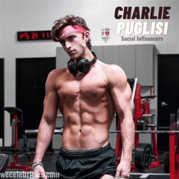 
Charlie Puglisi Height, Weight, Net Worth, Age, Birthday, Wikipedia, Who, Nationality, Biography 