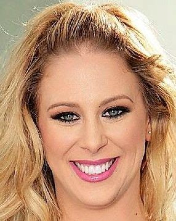 Cherie DeVille Height, Weight, Net Worth, Age, Birthday, Wikipedia, Who, Nationality, Biography