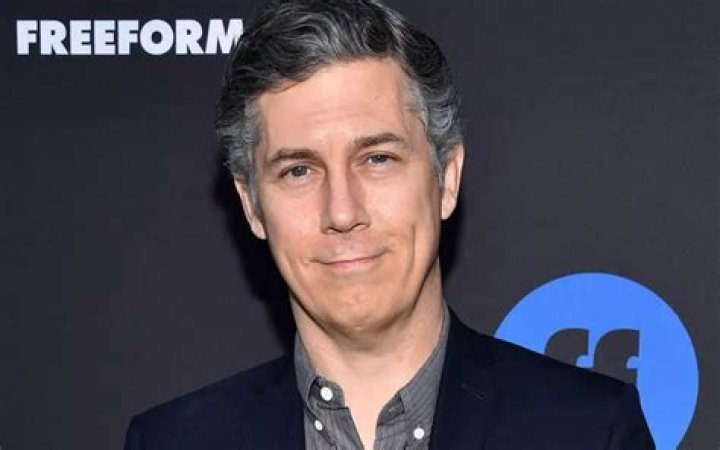 Chris Parnell Is A Father Of 2 Kids, Wife Family And Net Worth