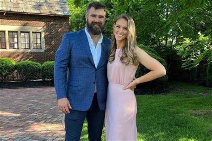 
Does Chris Barnett Have A Wife? His Career And Net Worth Details Explored 