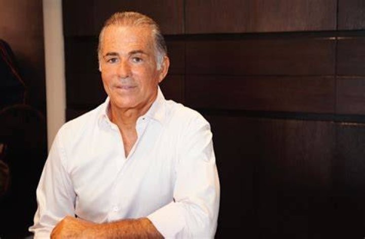 Ehud Arye Laniado Height, Weight, Net Worth, Age, Birthday, Wikipedia, Who, Instagram, Biography