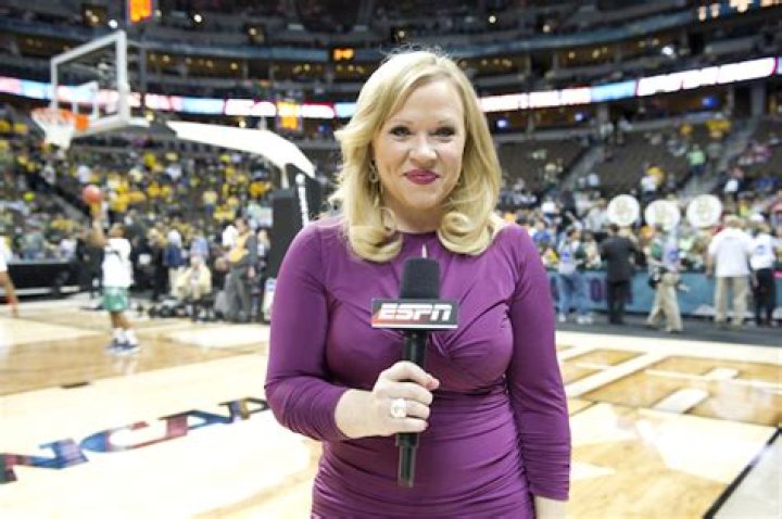 
ESPN Sports Reporter Holly Rowe Net Worth Breakdown 