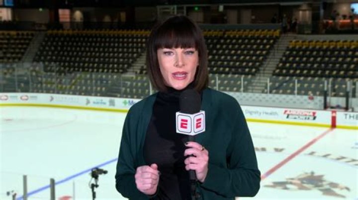 
Fans suspect Possible Link Between A Canadian Journalist Leah Hextall And The General Manager Of The Pittsburgh Penguins Ron Hextall 