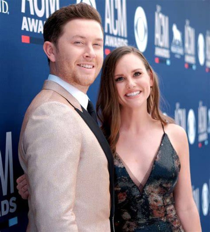 
Gabi Dugal And Scotty McCreery Are Expecting Their First Child 