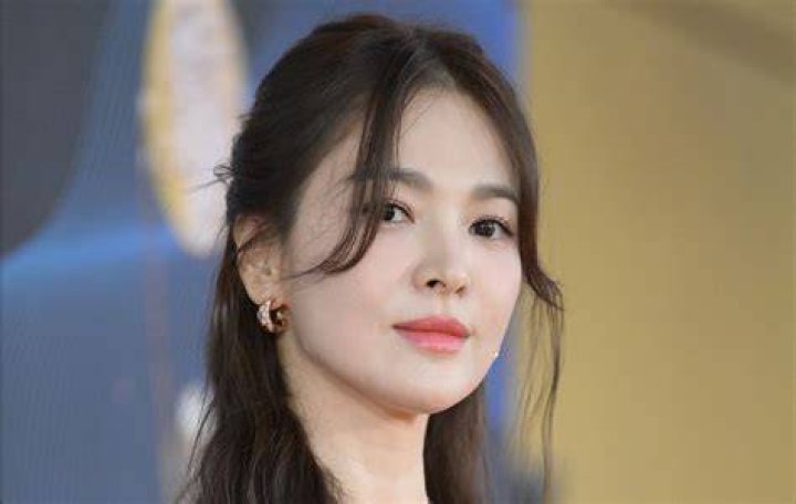 
“I didn’t know the level of how crazy I should act”: Song Hye-kyo dishes on The Glory and more 