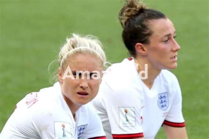 
Inside Sue Smith Footballer Married Life With Partner Turned Husband 