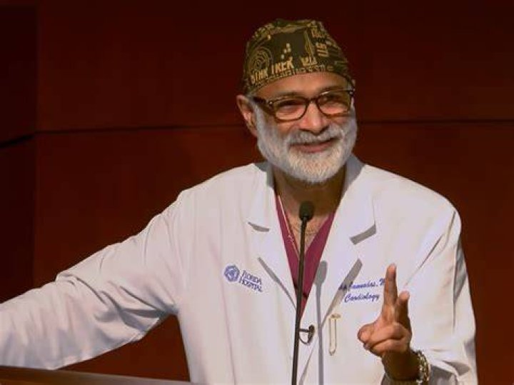 Is Dr. Pradip Jamnadas Married? Or is Dating a Girlfriend?