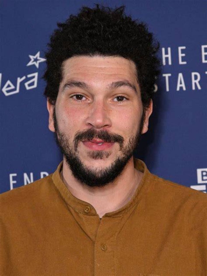 
Is Joel Fry Married To A Wife? Lovely Little Farm Cast – His Race And Ethnicity Explored 