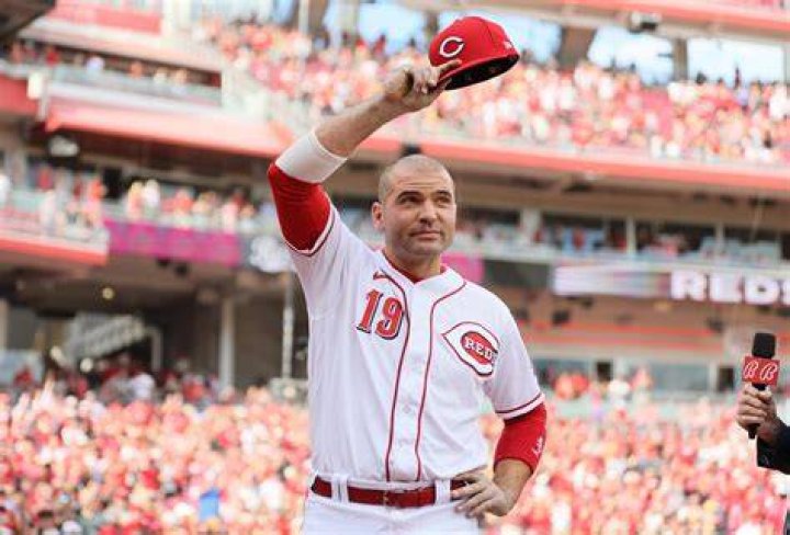 Is Joey Votto Gay? Get More Information About This Professional Baseball Player!