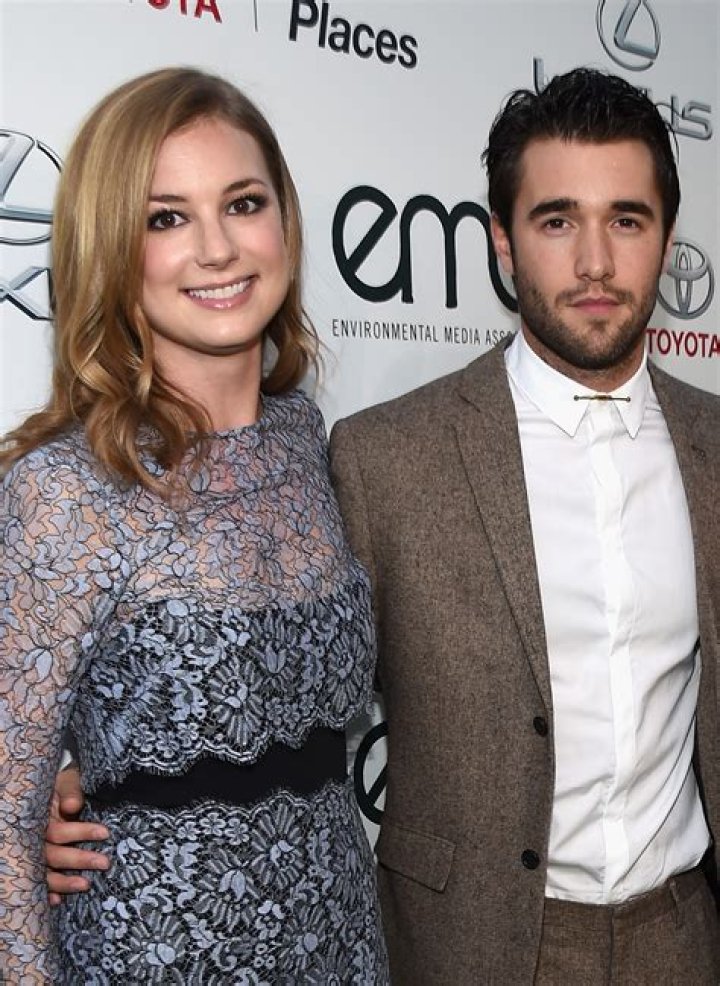 Josh Bowman Height, Weight, Net Worth, Age, Birthday, Wikipedia, Who, Instagram, Biography