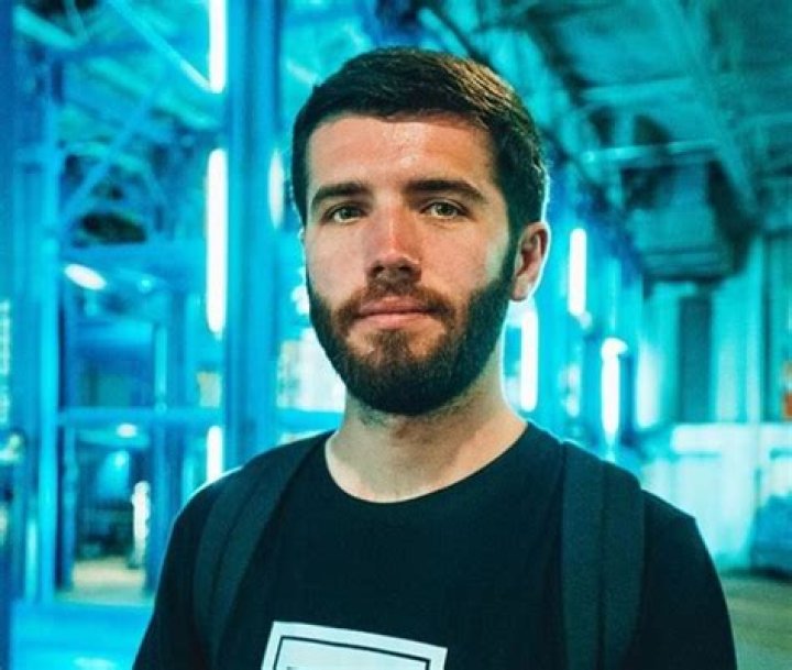 
Joshua Bradley Height, Weight, Net Worth, Age, Birthday, Wikipedia, Who, Instagram, Biography 