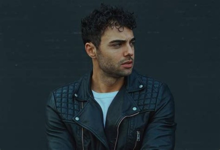 Julien Marlon Samani Height, Weight, Net Worth, Age, Birthday, Wikipedia, Who, Instagram, Biography