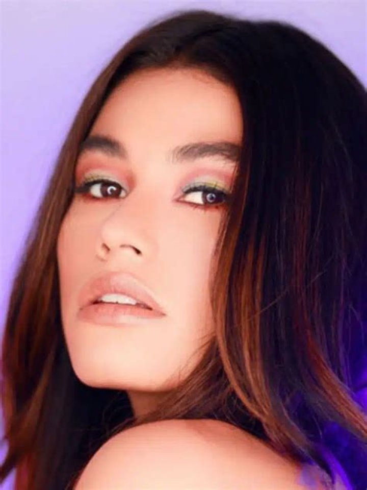 
Laisha Medina Height, Weight, Net Worth, Age, Wiki, Who, Instagram, Biography 