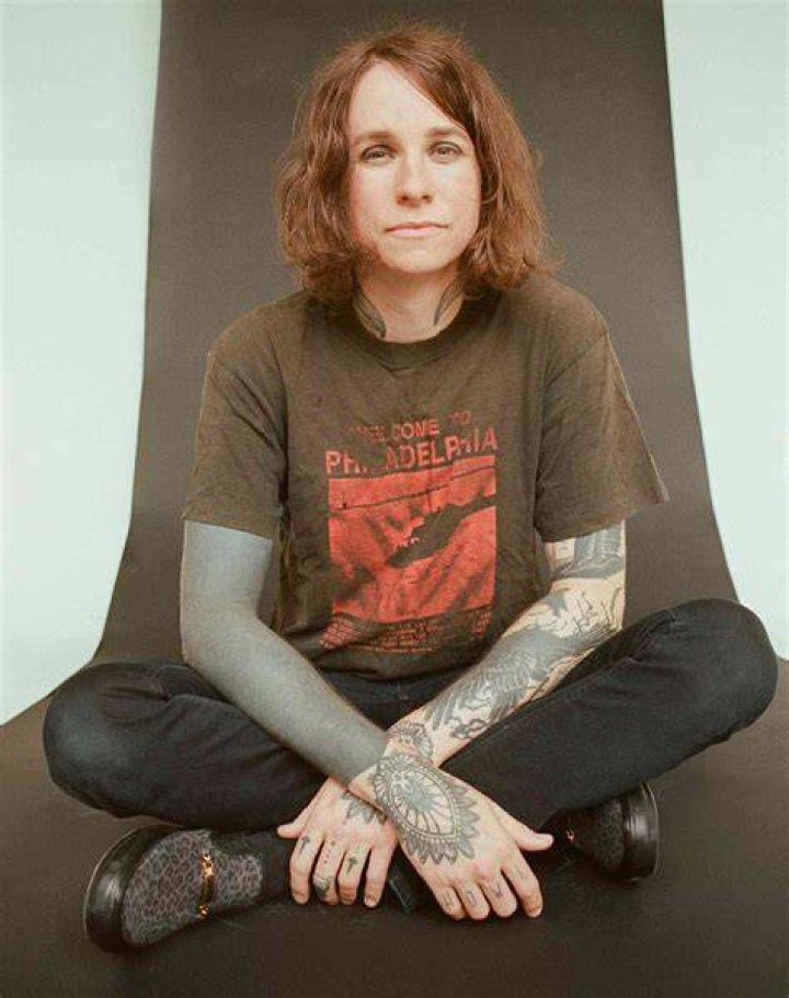 Laura Jane Grace Height, Weight, Net Worth, Age, Birthday, Wikipedia, Who, Nationality, Biography