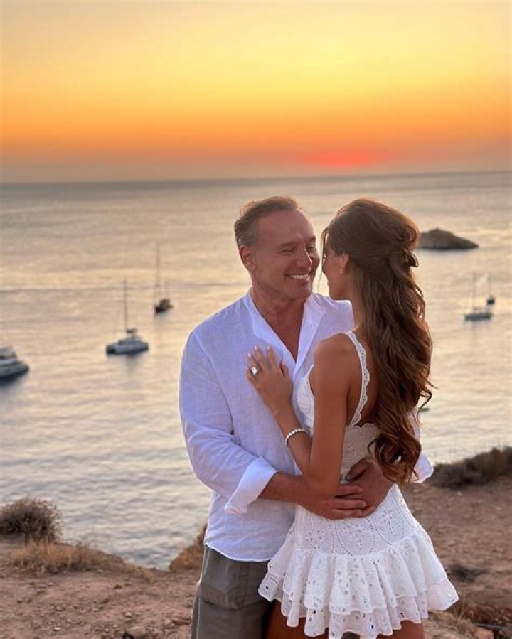
Lenny Hochstein Shows New Girlfriend Katharina Mazepa Amidst Divorce News With Wife Lisa Hochstein 