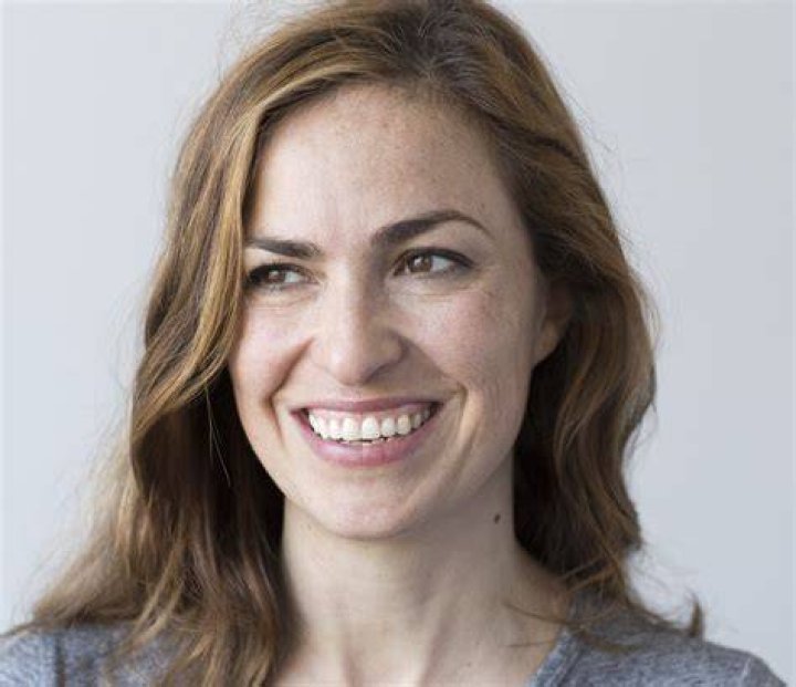 Lisa Brennan Jobs Height, Weight, Net Worth, Age, Birthday, Wikipedia, Who, Instagram, Biography