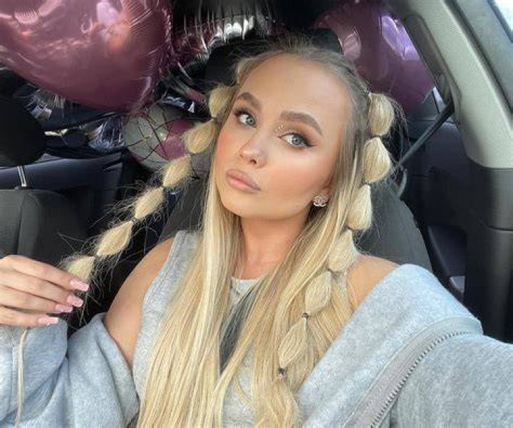 
Martyna Zbirańska – Pysia Height, Weight, Net Worth, Age, Wiki, Who, Instagram, Biography 