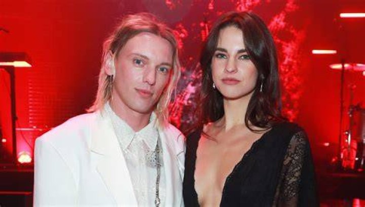 
Meet Yolanda Kettle Boyfriend Patrick Campbell: Dating Life & Relationship Details Of The Persuasion Actress 