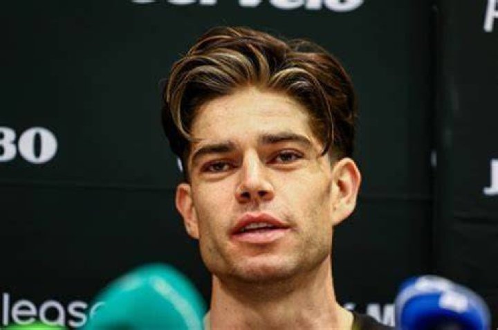 Michele Lacroix Height, Weight, Net Worth, Age, Birthday, Wikipedia, Who, Instagram, Biography