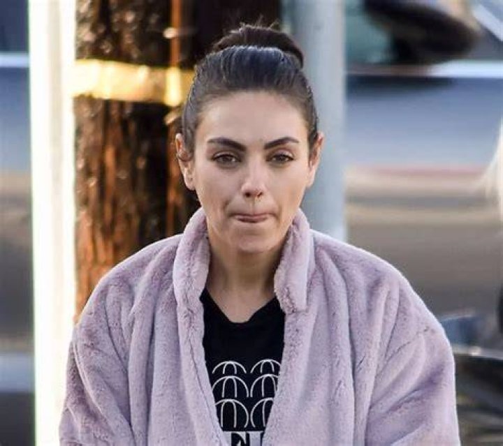 
Mila Kunis No Make Up Look Viral On Reddit And TikTok: Weight Loss Before And After- Beauty Secret 