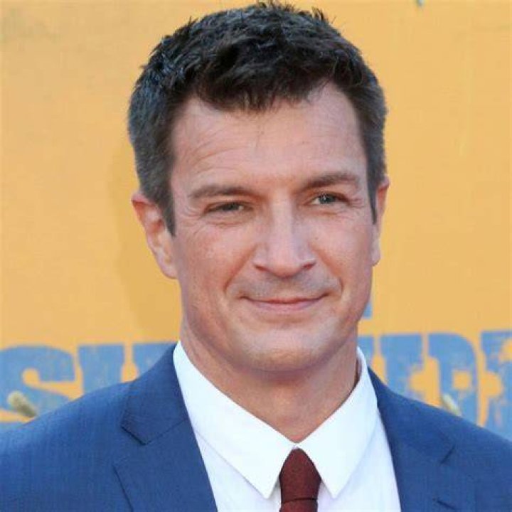 Nathan Fillion Height, Weight, Net Worth, Age, Birthday, Wikipedia, Who, Nationality, Biography