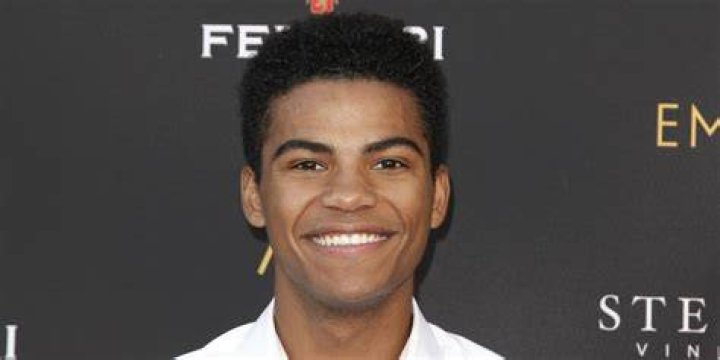 
Noah Alexander Gerry age, height, dating. Jason Alexander son’s Wiki Bio 