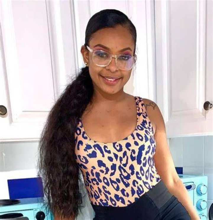
On TikTok, who is @kur.tesha_? real name and bio on Instagram 