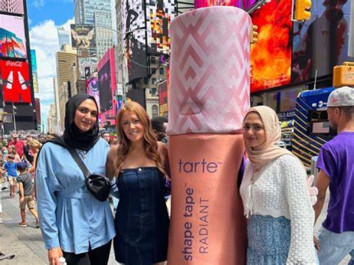 “Quite baffling fr”: Tarte Dubai trip influencers controversy explained amid viral cost theories