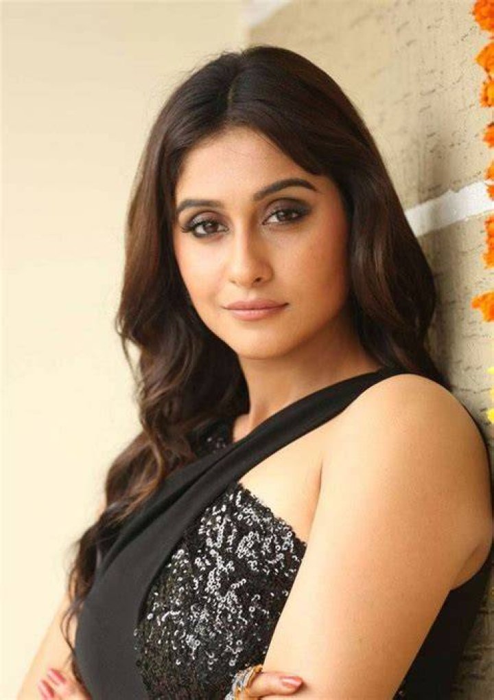 Regina Cassandra Height, Weight, Net Worth, Age, Birthday, Wikipedia, Who, Instagram, Biography