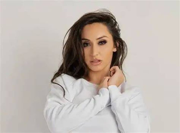  Reya Sunshine