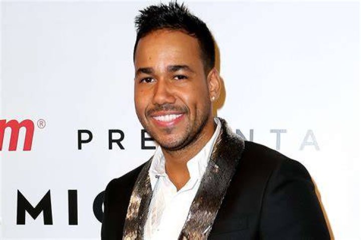 
Romeo Santos Revealed That He Is Expecting His Fourth Child With His New Music Video 