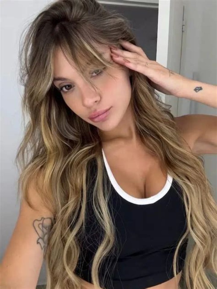 
Sasha Song Height, Weight, Net Worth, Age, Wiki, Who, Instagram, Biography 