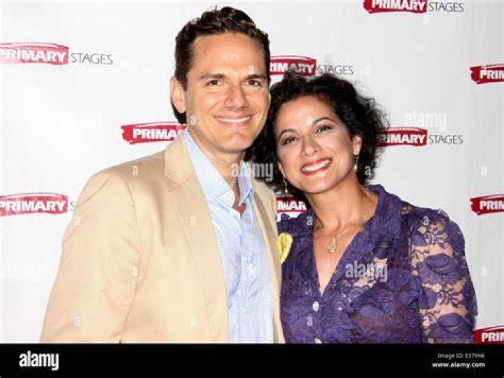 Saundra Santiago: Early Life, Career, Husband & Net Worth