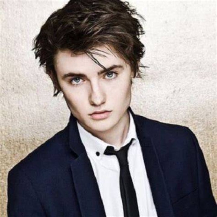 Spencer Macpherson Height, Weight, Net Worth, Age, Birthday, Wikipedia, Who, Nationality, Biography