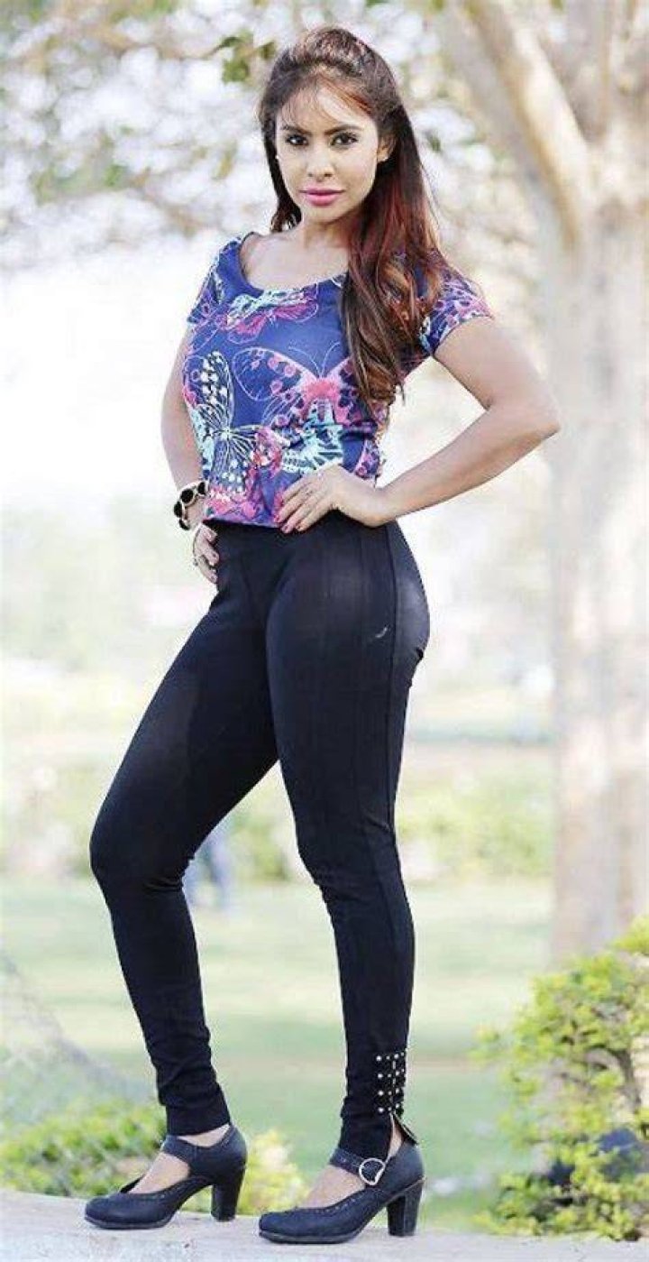 Sri Reddy Height, Weight, Net Worth, Age, Birthday, Wikipedia, Who, Instagram, Biography