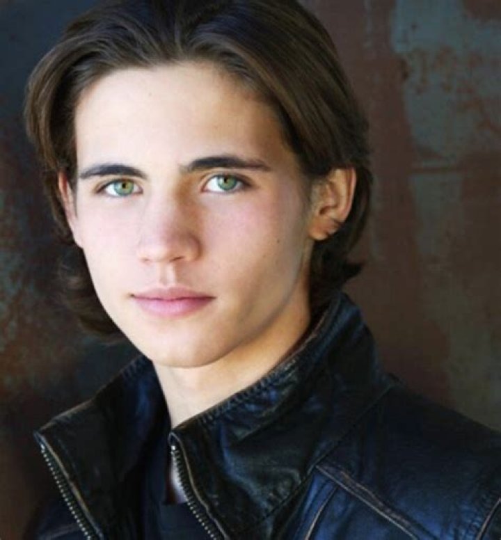 Tanner Buchanan Height, Weight, Net Worth, Age, Birthday, Wikipedia, Who, Nationality, Biography