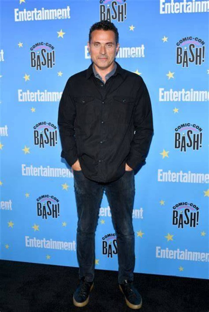 
Tavner Smith Height, Weight, Net Worth, Age, Birthday, Wikipedia, Who, Nationality, Biography 