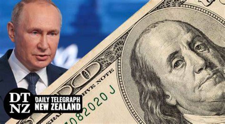 
Trust in dollar, euro gone: Putin 