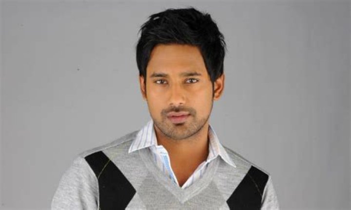 
Varun Sandesh Height, Weight, Net Worth, Age, Birthday, Wikipedia, Who, Nationality, Biography 