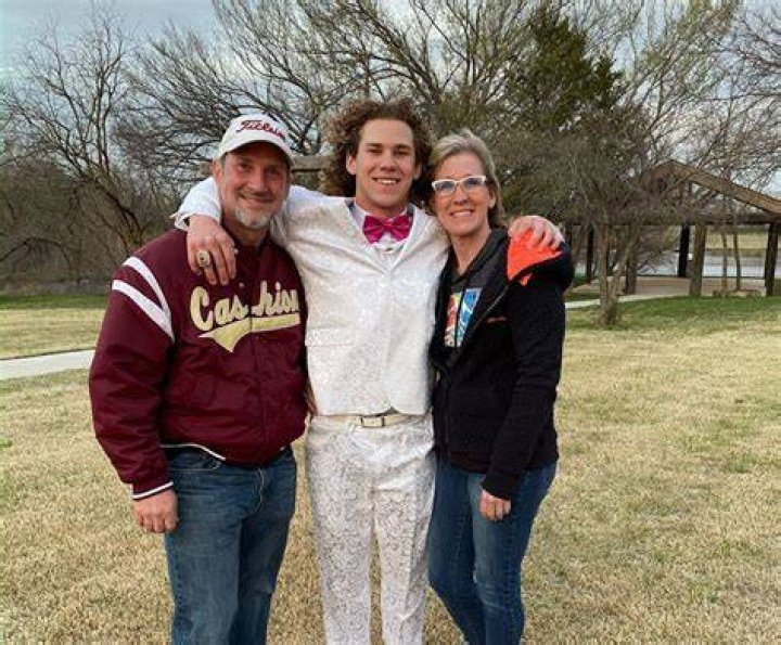
What Happened To Brexten Green From Cashion Oklahoma? Family In Grief After Cliff Dive Accident 