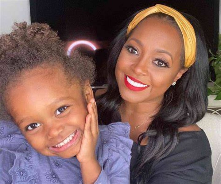 
Who are Keisha Pulliams Parents? Keisha Pulliam Biography, Parents Name, Nationality and More 