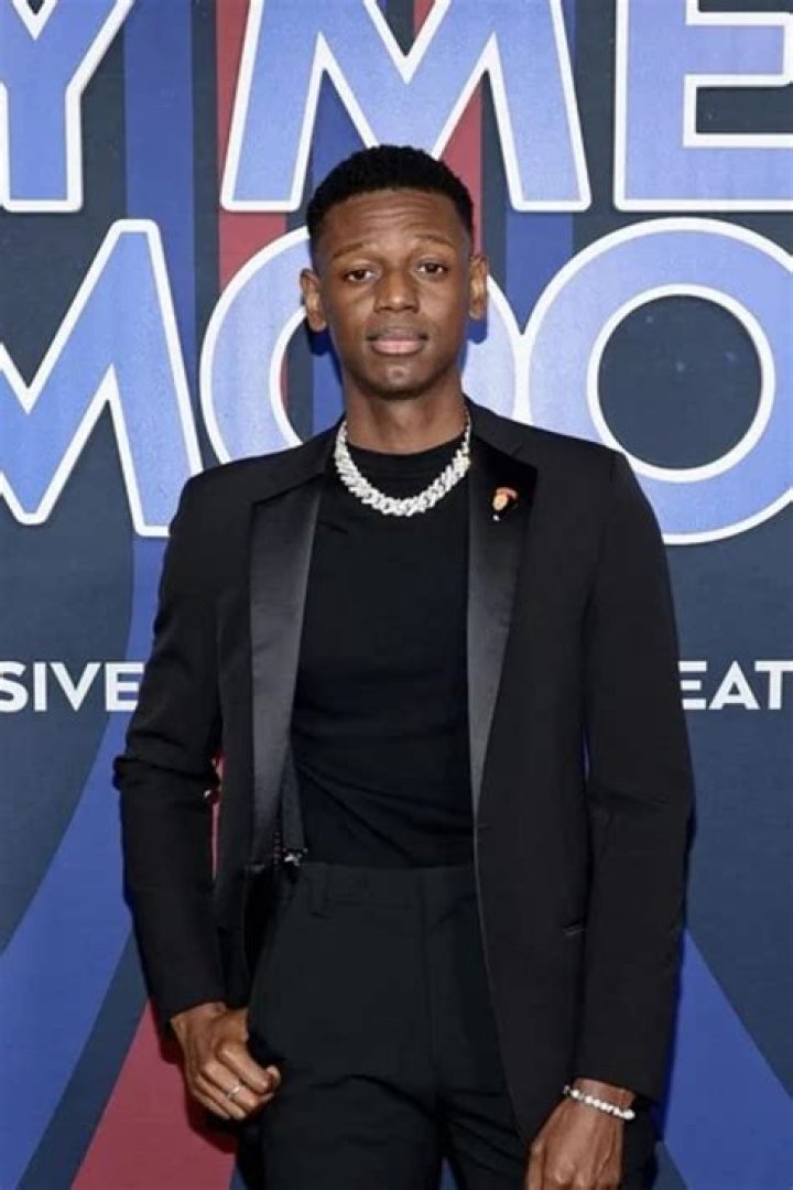 
Who Is Donald Elise Watkins Girlfriend? Everything To Know About The Emergency Actor 
