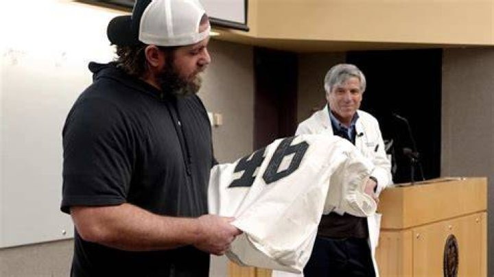 Who is Dr John Amoss, New Orleans Saints doctor praised for diagnosing Foster Moreau’s Hodgkin’s Lympoma cancer?