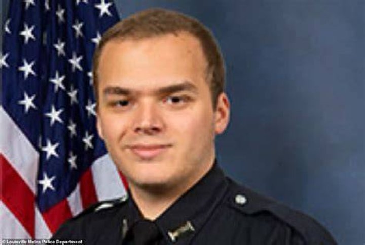 
Who is Nickolas Wilt? Louisville police officer shot, critically injured by Connor Sturgeon 