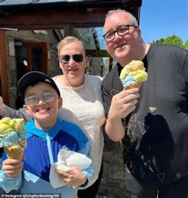 
Who Is Stephen Bunting Wife? Details To Know About His Family 